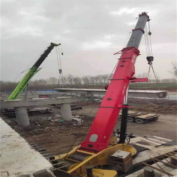 恩平钢构件起吊,吊点采用几点绑扎